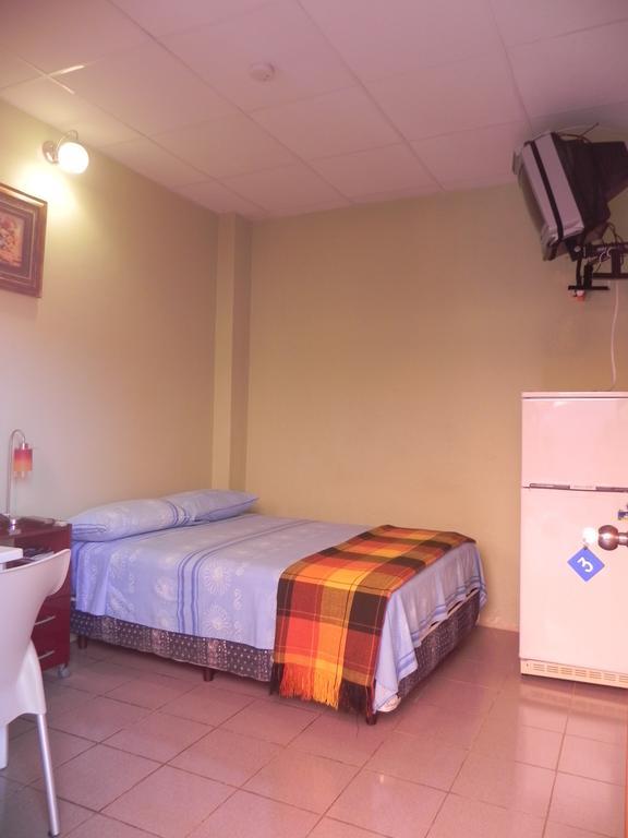 Hostal La Posada De Jose Carlos Puerto Baquerizo Moreno Room photo