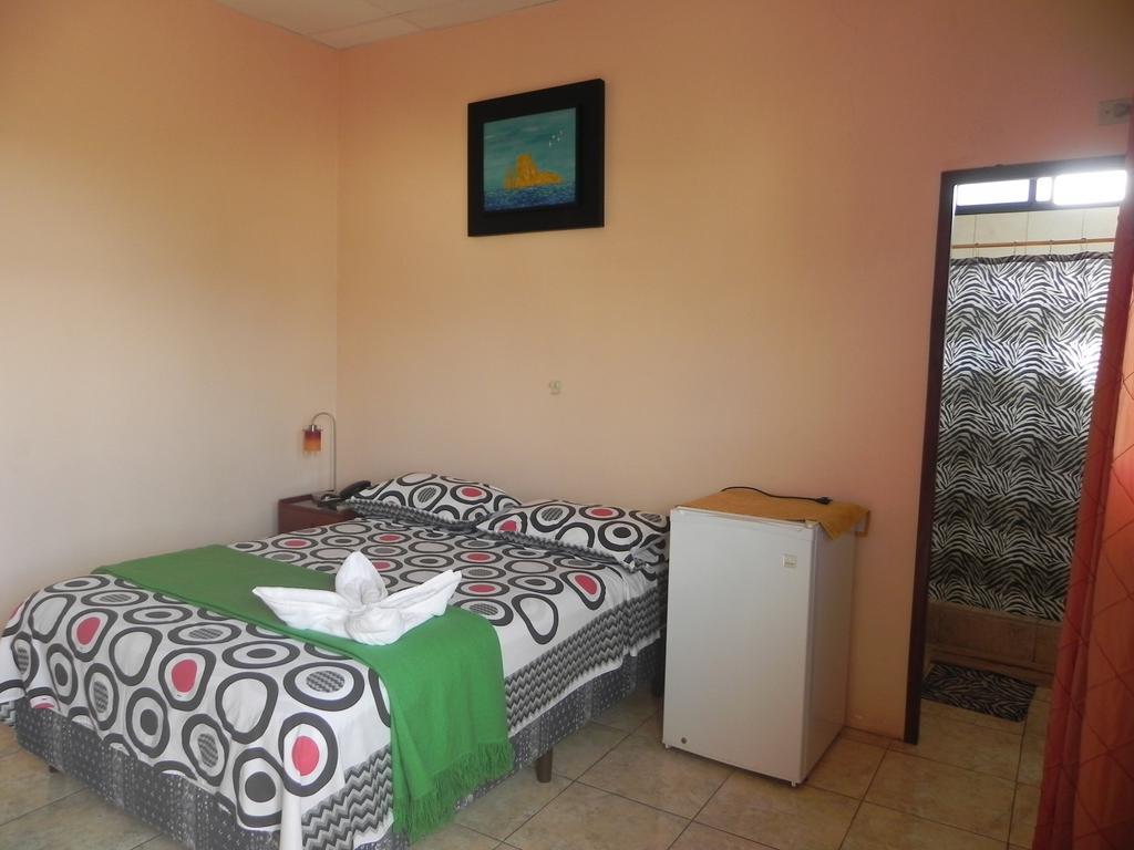 Hostal La Posada De Jose Carlos Puerto Baquerizo Moreno Room photo